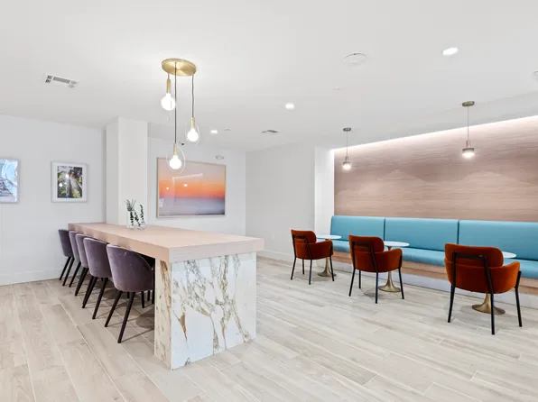 597 Grand Street image 17 of 39