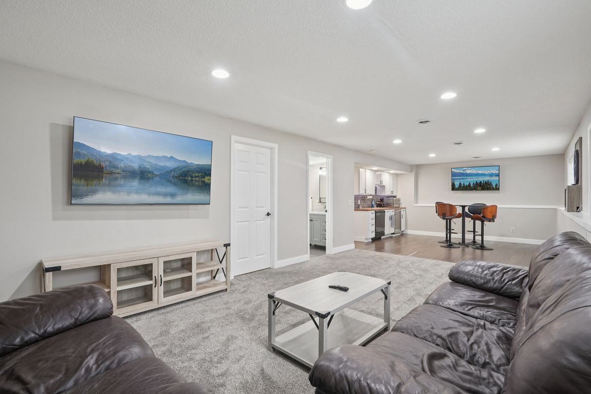 next background image