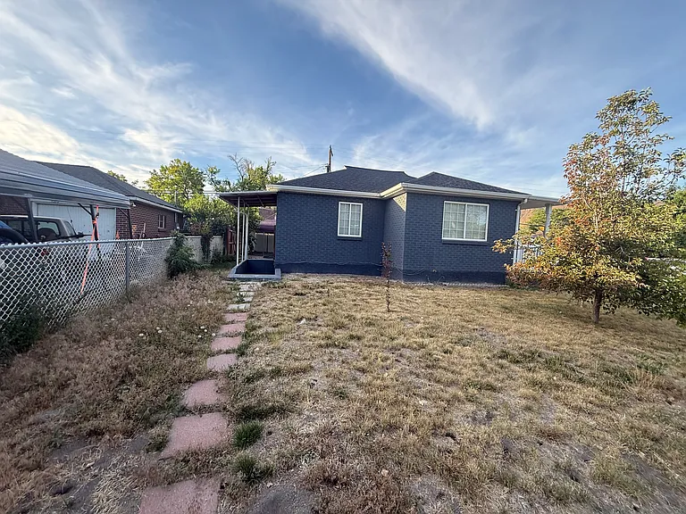 705 N American Beauty Dr — Photo 11