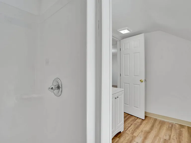 86 Orange St #2 — Photo 18