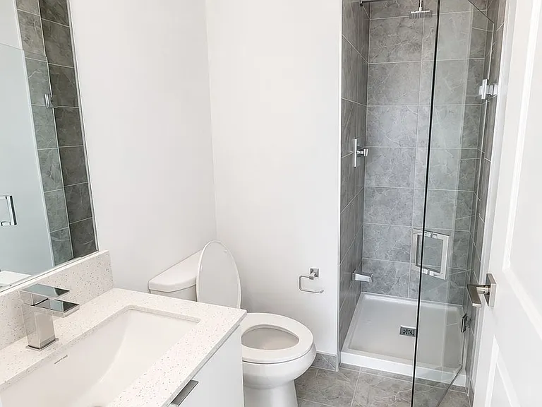 30 Elm Dr W #1007 — Photo 5
