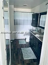 Regent Park Condo — Photo 3