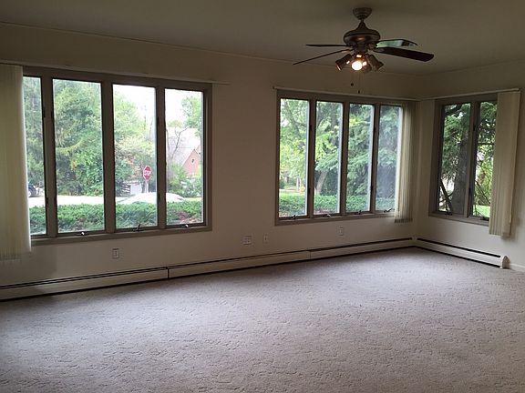 5th image of 2093 Appoline Dr