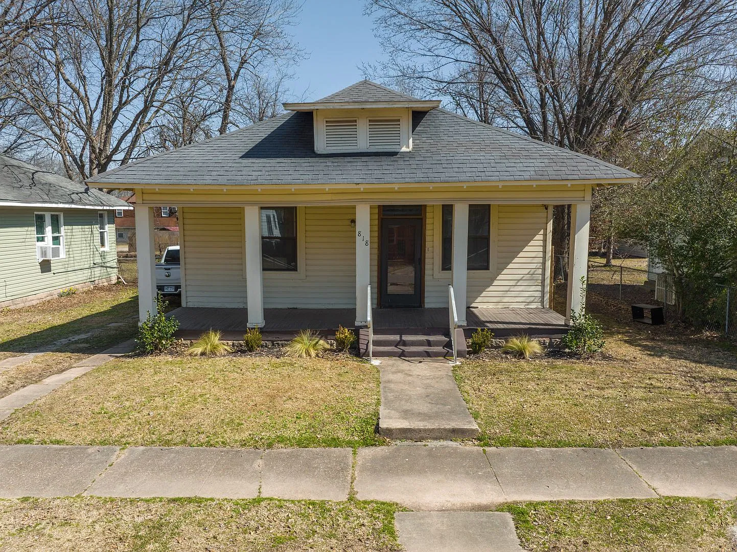 Charming 2 Bed/2 Bath Craftsman Home — Photo 4