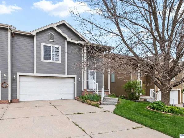 7670 Potter St, Omaha, NE 68122