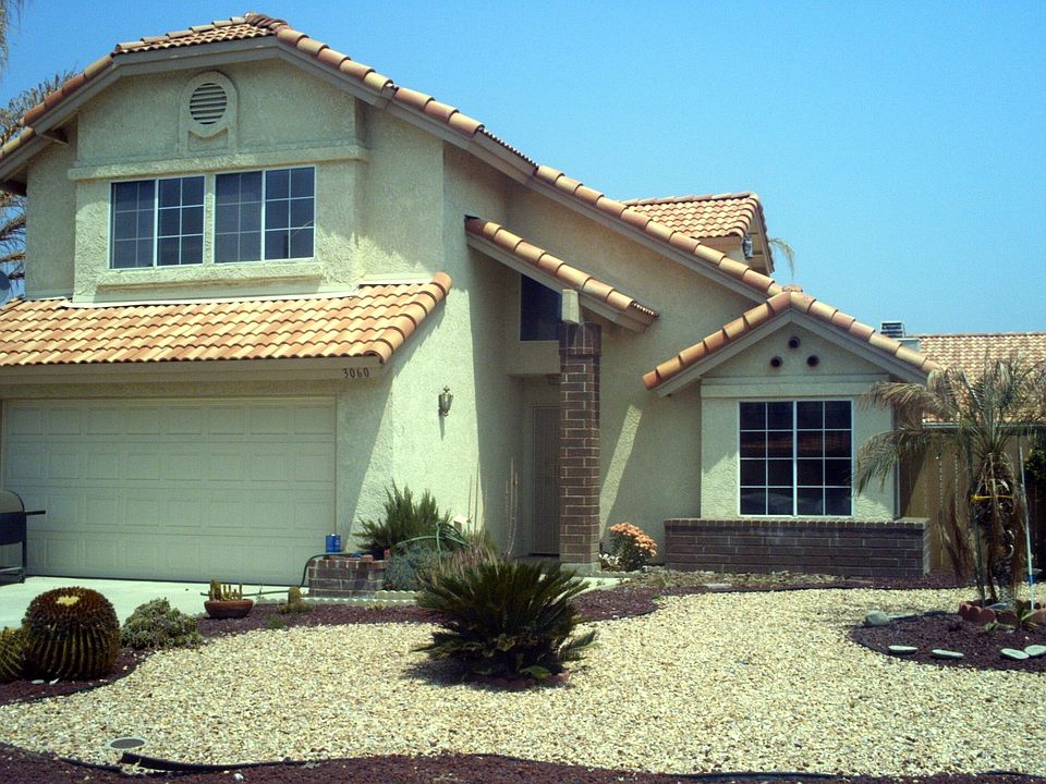 Easy Maintance Desert Landscape