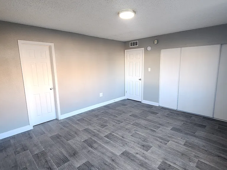 515 S 13th St #A3 — Photo 6