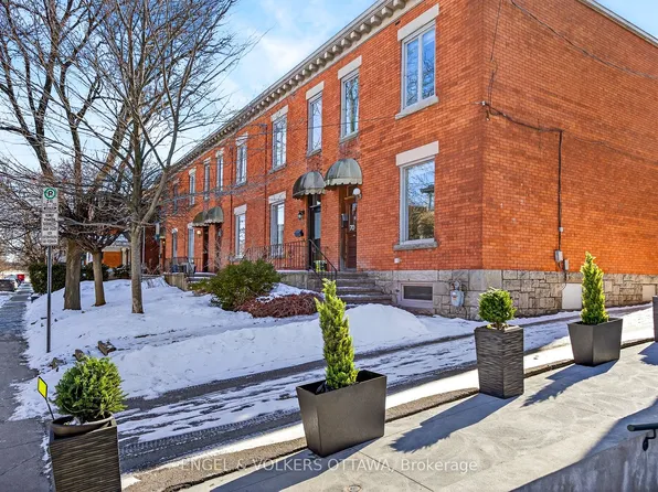 70 4th Ave, Ottawa, ON K1S 2L2