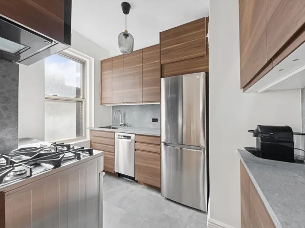 137 East 28th Street image 5 of 14