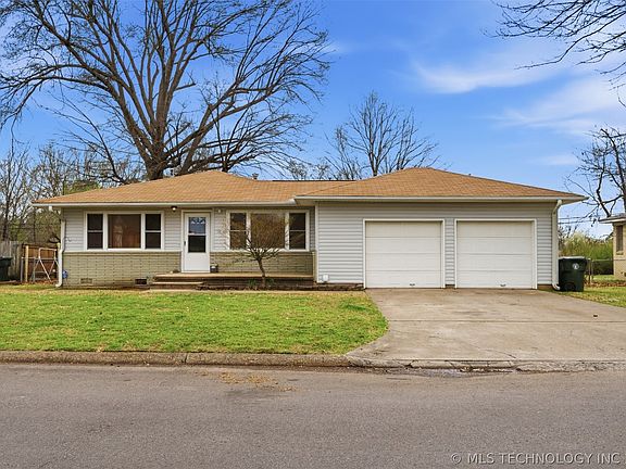 2nd image of 2549 Monta Pl