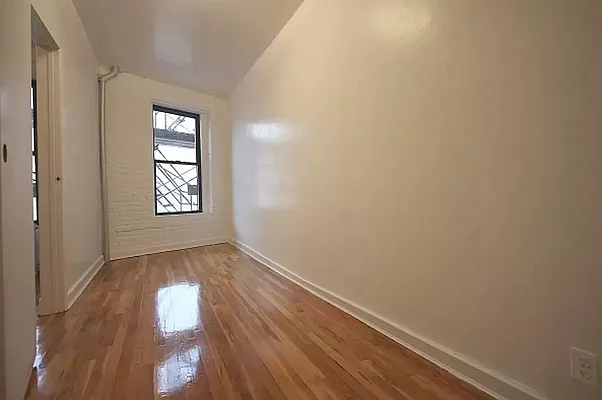 Rented by REAL New York | media 16