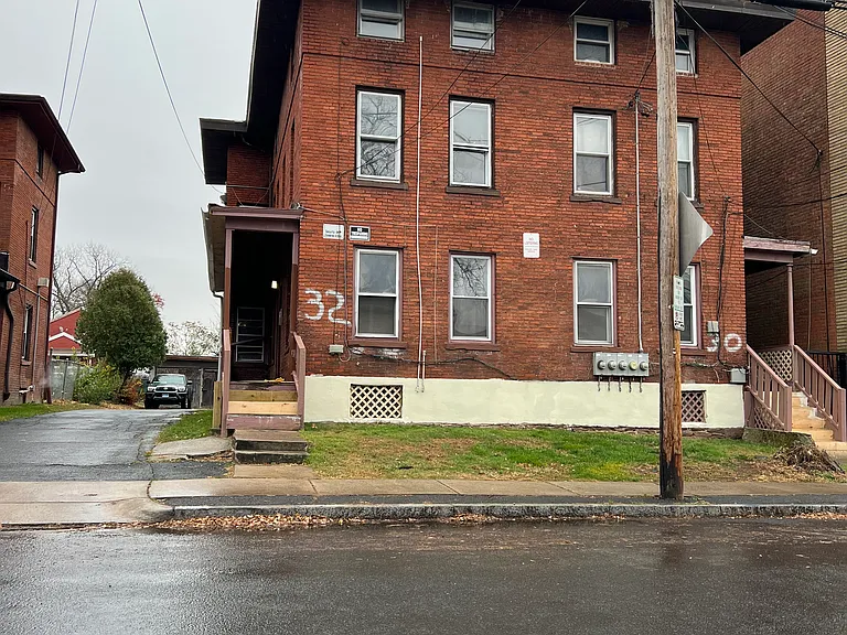 30 Center St #1 — Photo 20