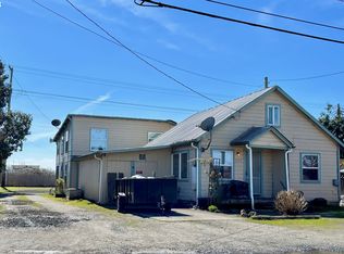 2015 S A St, Springfield, OR 97477