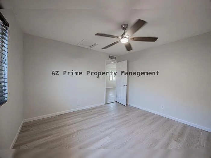 1332 E Whitton Ave — Photo 20