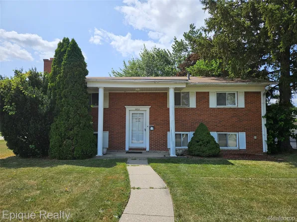 2860 Koper Dr, Sterling Heights, MI 48310