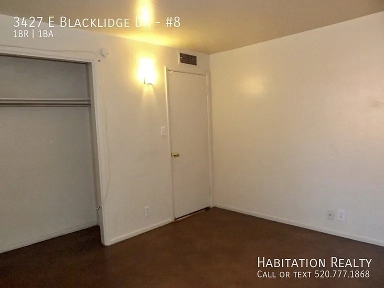 3427 E Blacklidge Dr #8 — Photo 5