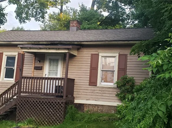 535 E Washington St, Rochester, PA 15074