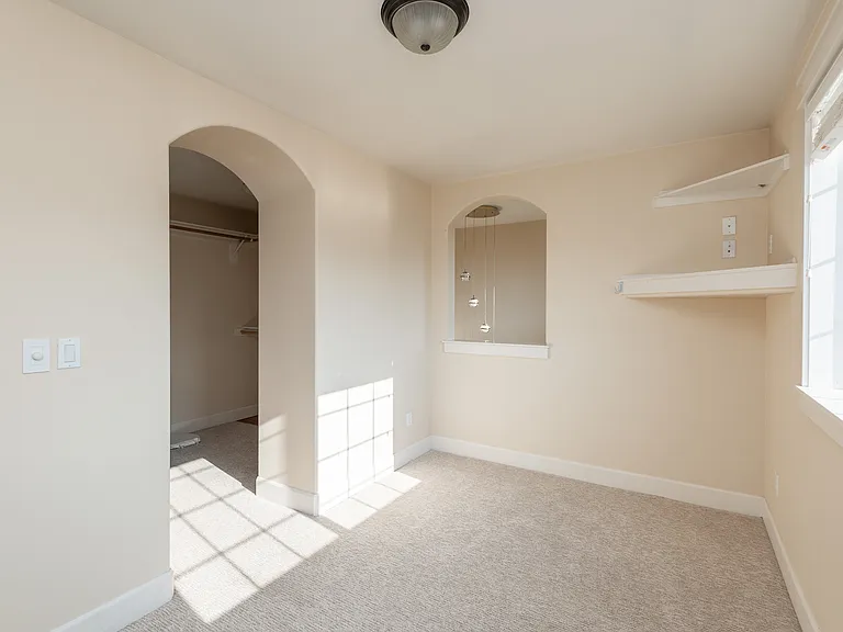 Master bonus room through ensuite