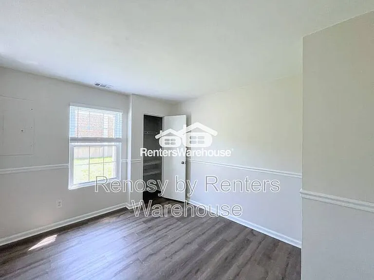 2549 Hunters Run Trl — Photo 25