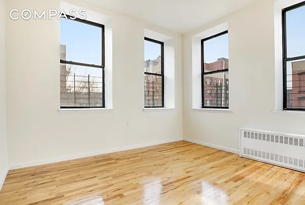 Rented by Compass | media 9