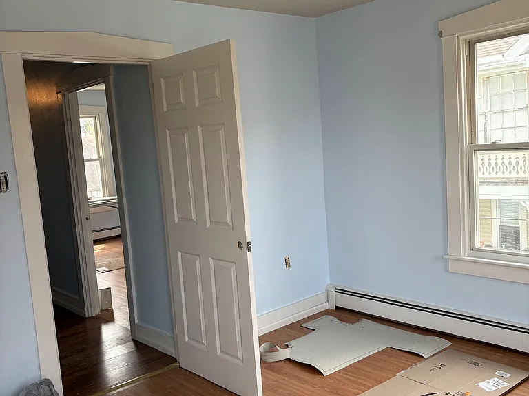 1952 New St #2 — Photo 8