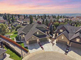 242 NE Cranleigh Pl SE, Calgary, AB T3M 0N5