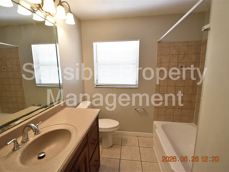 4414 W Wyoming Ave — Photo 22