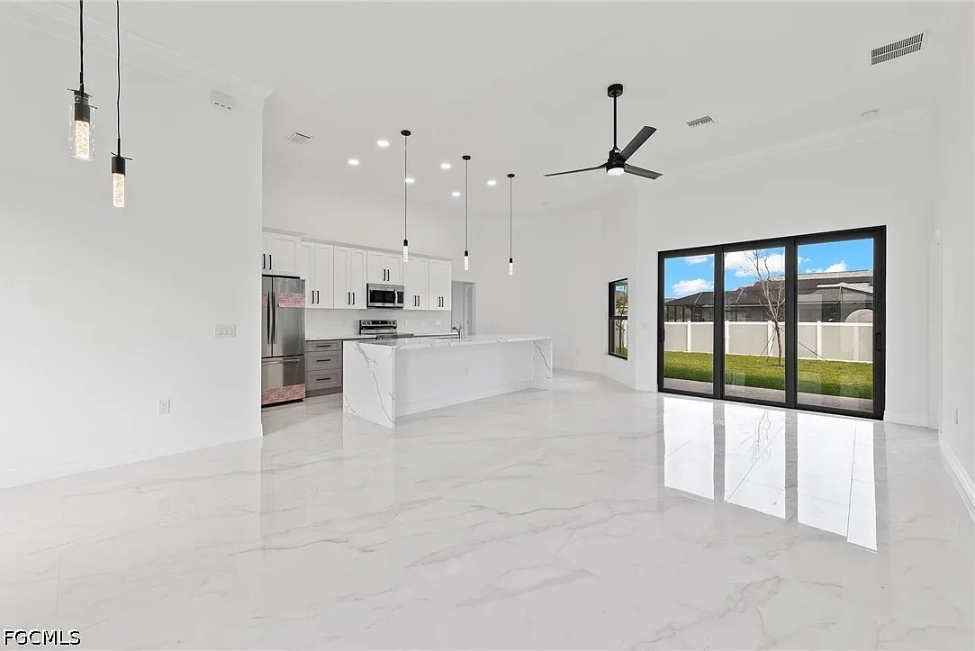 2 bed, 2.0 bath, 1625 sqft, $2,200 — Photo 4