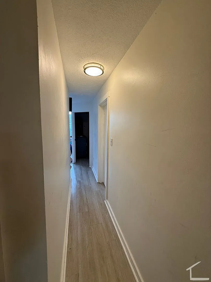 Two Bed In Allston Great Pricing — Photo 3