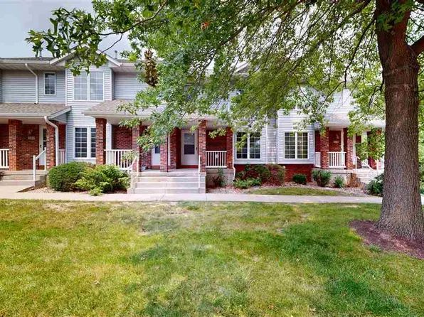 270 W Side Dr, Iowa City, IA 52246