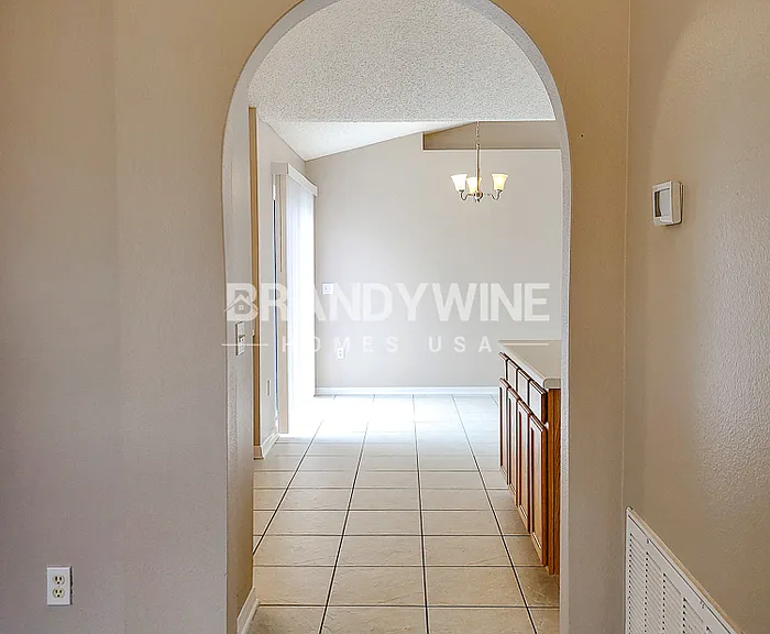 2564 Courtland Blvd — Photo 13