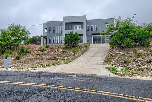 714 Misty Water Ln Photo 1
