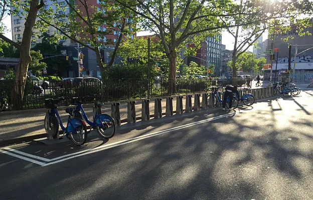 Rented by REAL New York | media 19