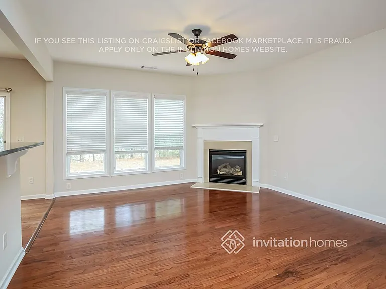 5620 Crestwick Way — Photo 3
