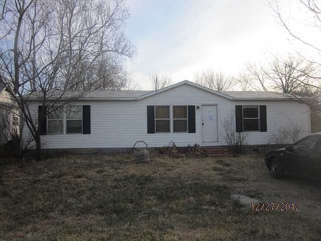 2nd image of 1048 SW 88th Rd