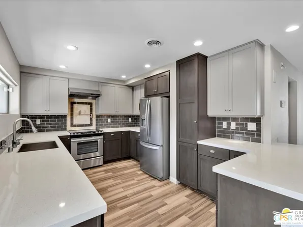 261 E La Verne Way Unit B, Palm Springs, CA 92264