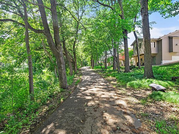 5th image of 12569 74th Ave N