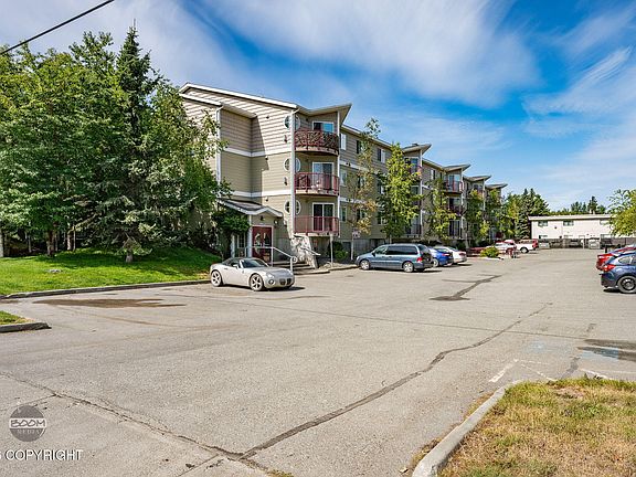 3rd image of 6109 Debarr Rd #C210