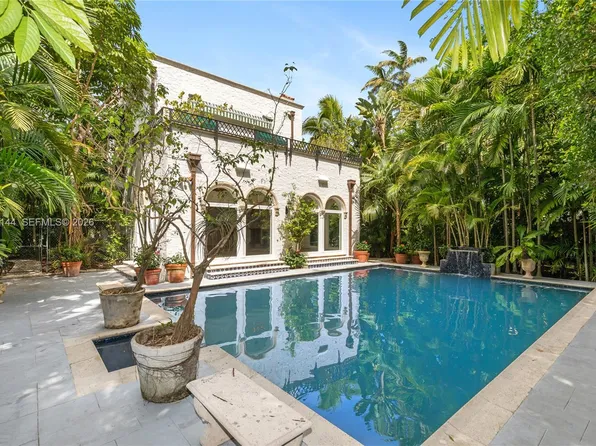 3685 Royal Palm Ave, Miami, FL 33133