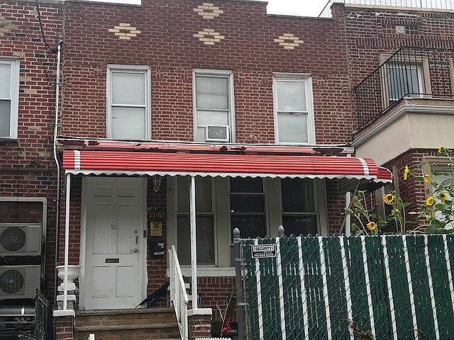 1st image of 2163 38th St
