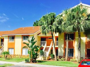 1130 The Pointe Dr, West Palm Beach, FL 33409
