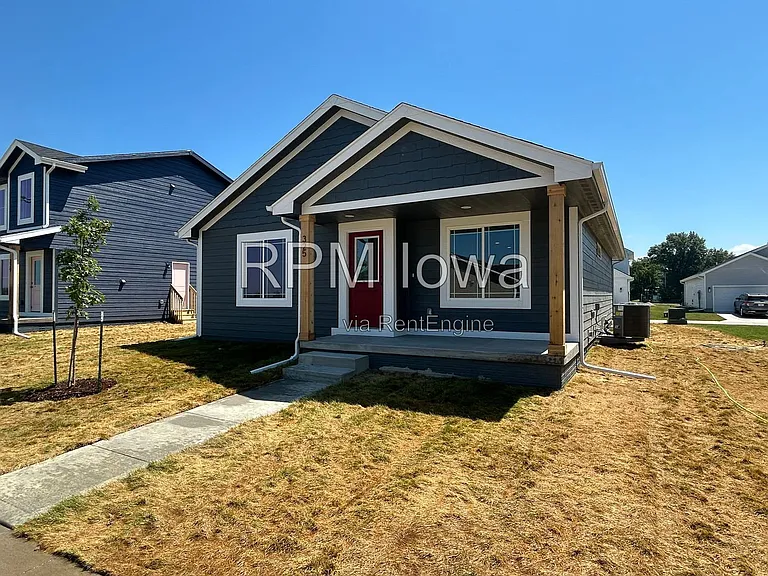 325 Freedom Way — Photo 1