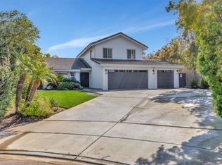 201 Sierra Ridge Dr, Encinitas, CA 92024