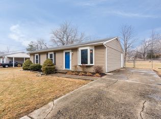 9215 Reamers Rd, Pewee Valley, KY 40056