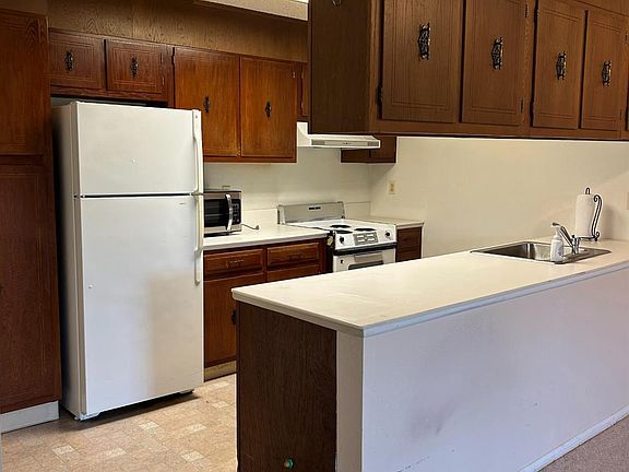 5th image of 278 Crosse Dr APT 2H