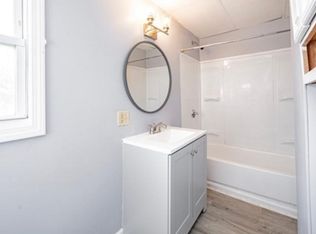 75 Merrick St FLOOR 2, West Springfield, MA 01089