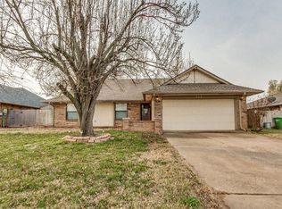 232 E Grand Teton Ct, Yukon, OK 73099