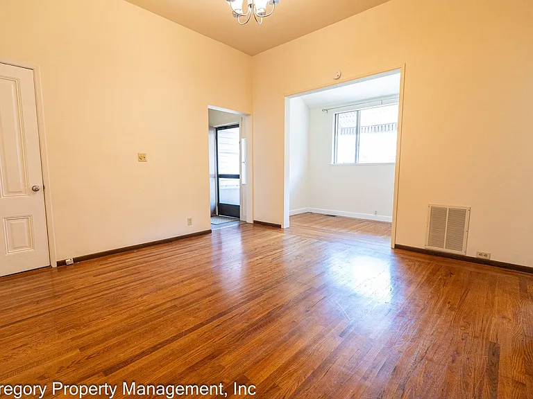 1210 Paru St. — Photo 4