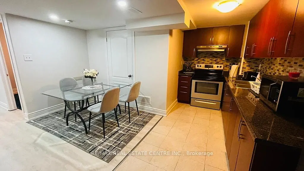 2 bed, $1,499 — Photo 3