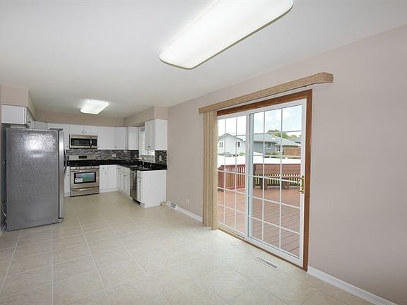 3rd image of 17741 Holly Ct